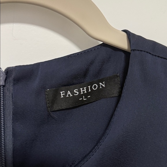 Long Sleeve Satin Dress Tie Back Casual floawy Midi Dark Blue dress size Large - Picture 5 of 6